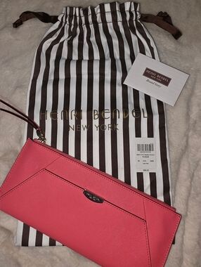 Henri Bendel West 57th Travel Pouch - Medium Pink New